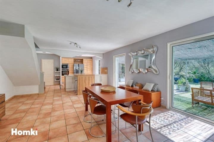 3 bedrooms other for sale in Sanary-sur-Mer, France - Image 2