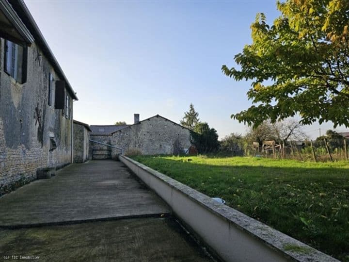 4 bedrooms house for sale in Nanteuil-en-Vallee, France - Image 11