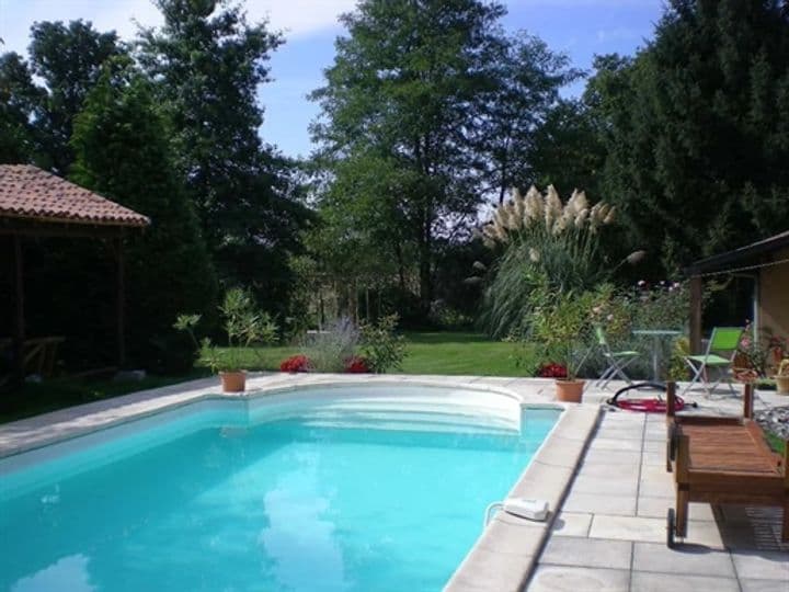 4 bedrooms house for sale in Saint-Claud, France - Image 9