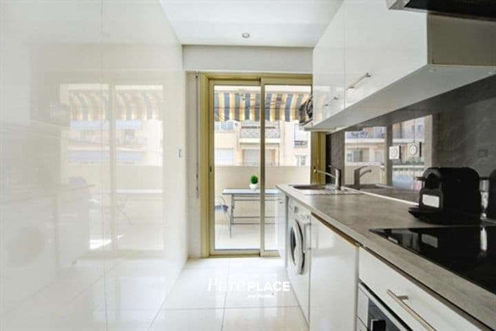 1 bedroom apartment for sale in Cannes, France - Image 3