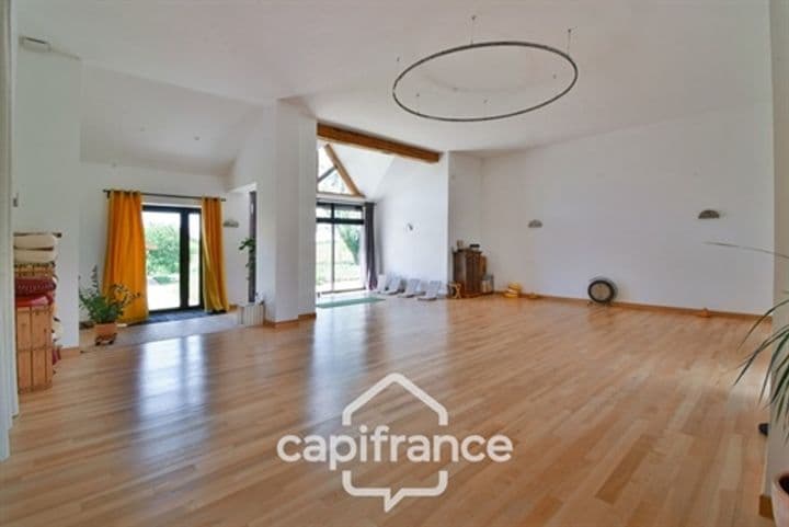 8 bedrooms house for sale in Louhans, France - Image 4