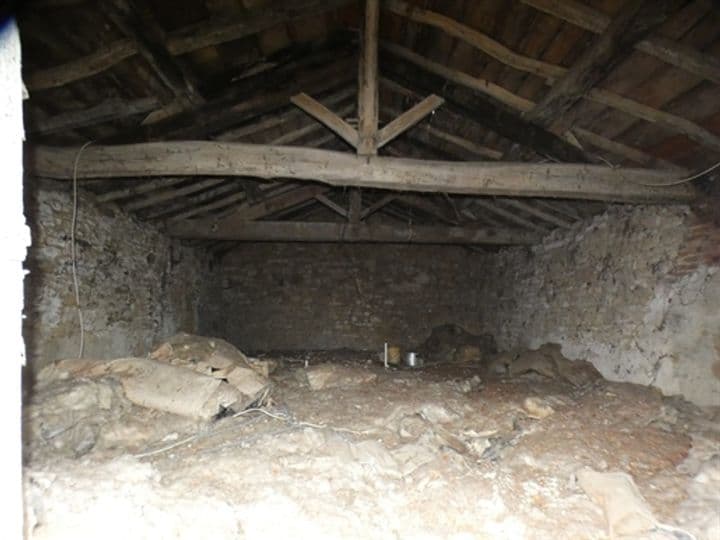 House for sale in Sainte-Hermine, France - Image 9