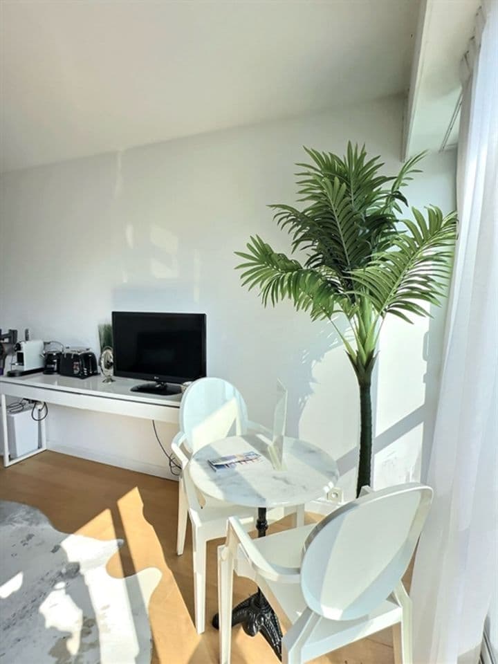 Apartment for sale in La Baule-Escoublac, France - Image 2