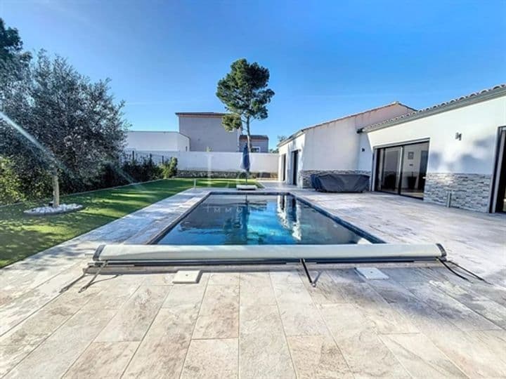 House for sale in Nimes, France - Image 9