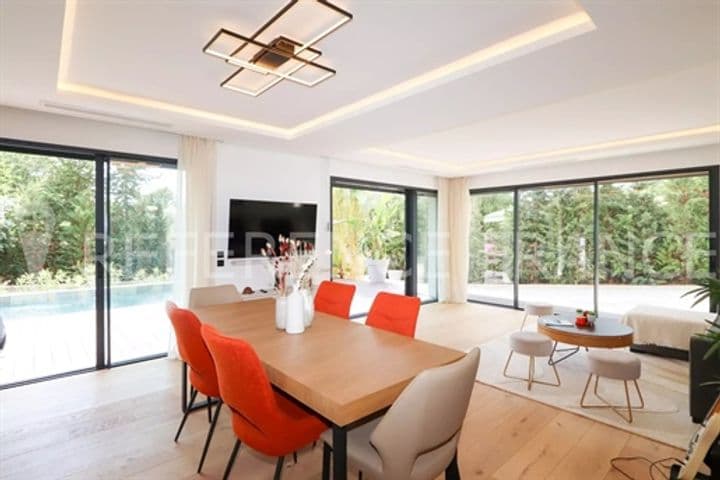 6 bedrooms other for sale in Mougins, France