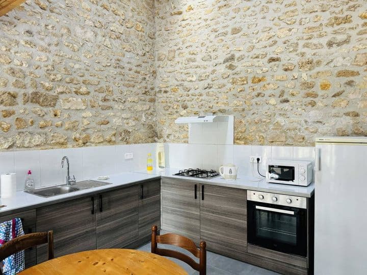 1 bedroom house for sale in  France - Image 7