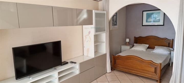 1 bedroom apartment for sale in Les Issambres, France - Image 2