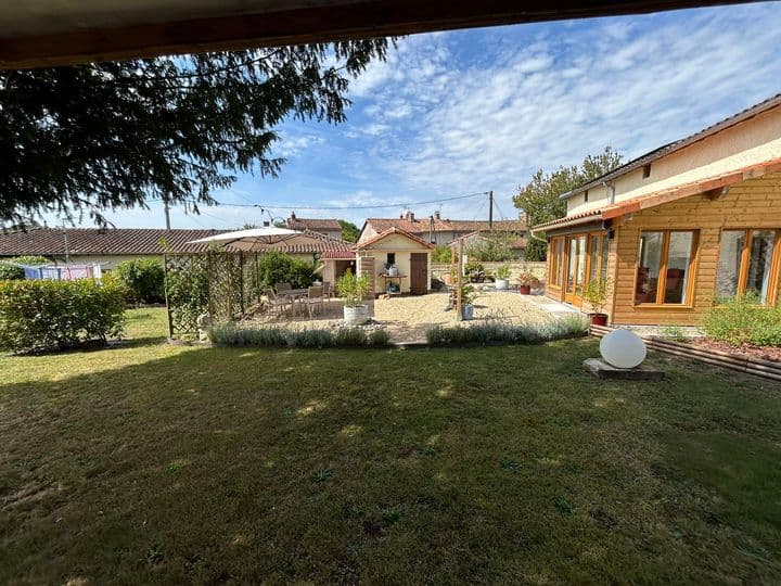 4 bedrooms house for sale in  France - Image 5