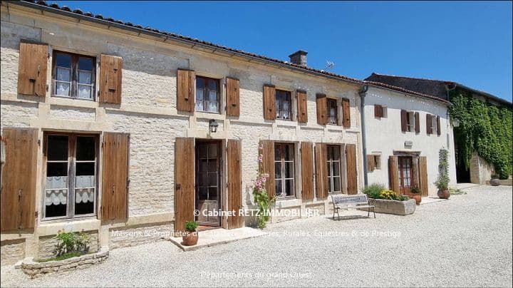 7 bedrooms house for sale in nere, France - Image 2