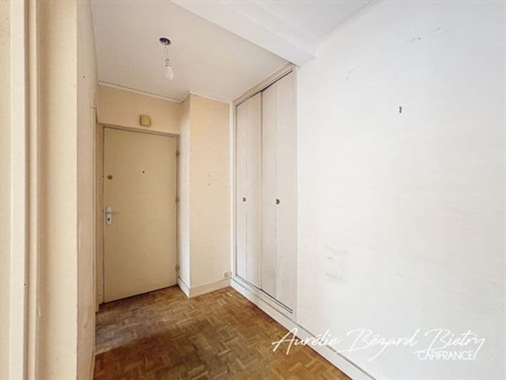 1 bedroom apartment for sale in Paris 15eme, France - Image 4