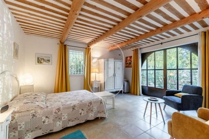 4 bedrooms house for sale in LIsle-sur-la-Sorgue, France - Image 7