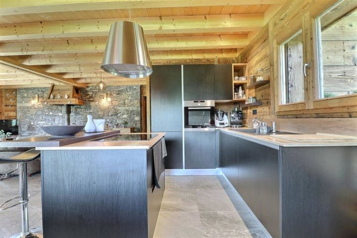 5 bedrooms house for sale in  France - Image 3