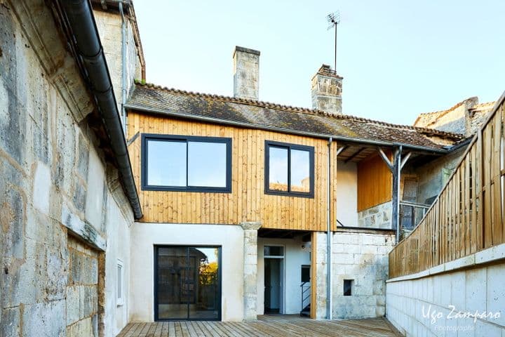 2 bedrooms house for sale in  France - Image 6