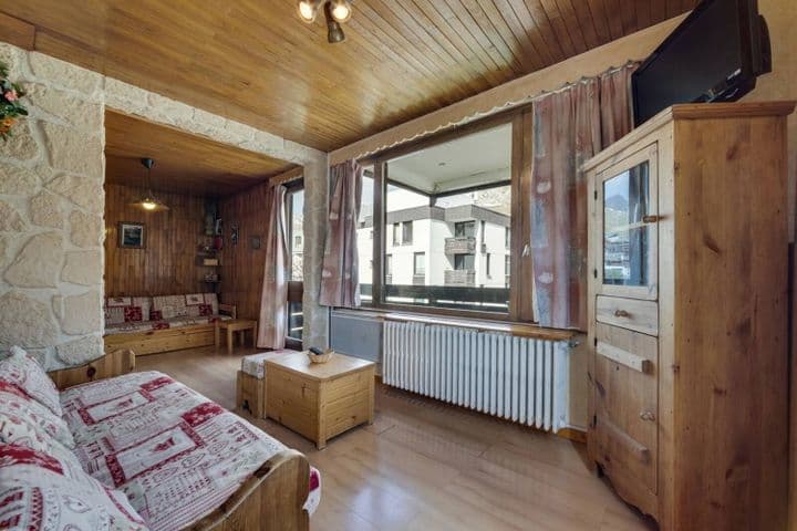 1 bedroom house for sale in  France - Image 2