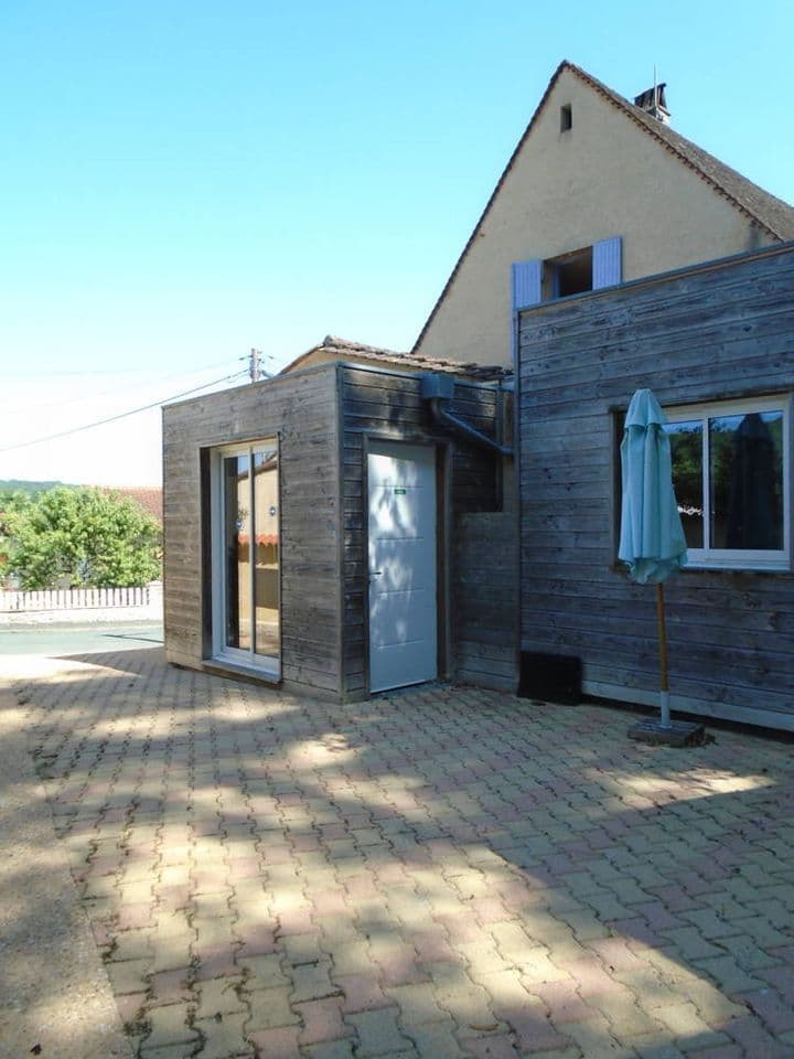 4 bedrooms house for sale in montignac, France - Image 2