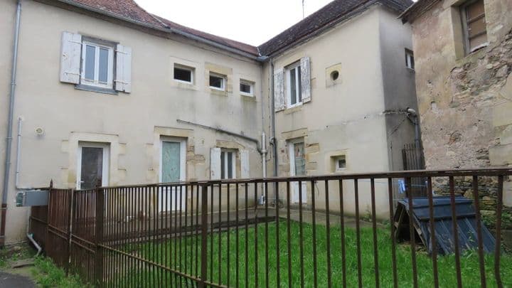 7 bedrooms house for sale in genis, France - Image 3