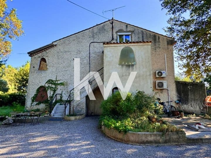 House for sale in Entressen, France - Image 7