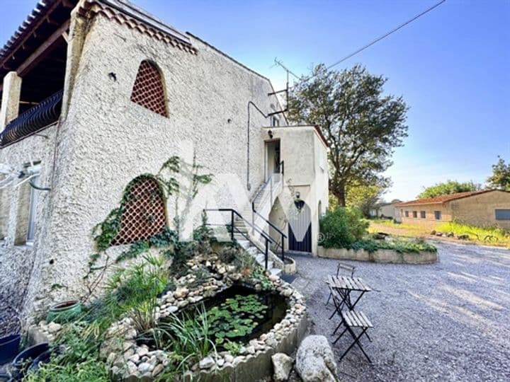 House for sale in Entressen, France - Image 9