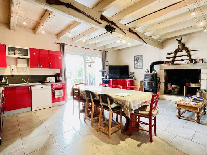 6 bedrooms house for sale in le vigeant, France - Image 6