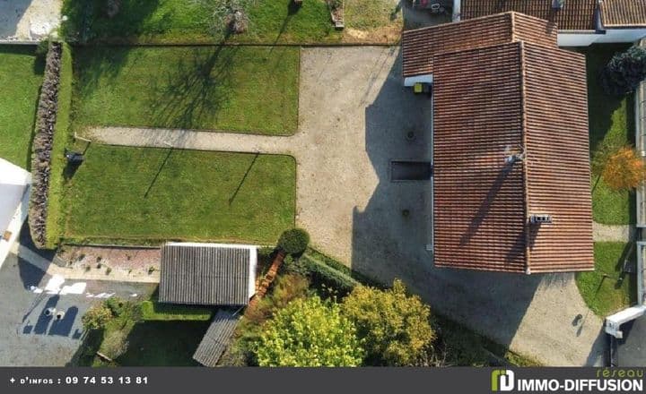 4 bedrooms house for sale in RUFFEC, France - Image 4