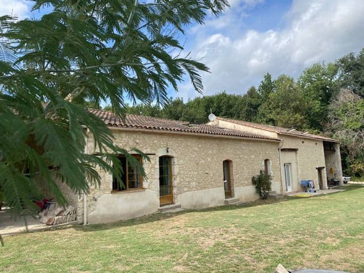 6 bedrooms house for sale in  France