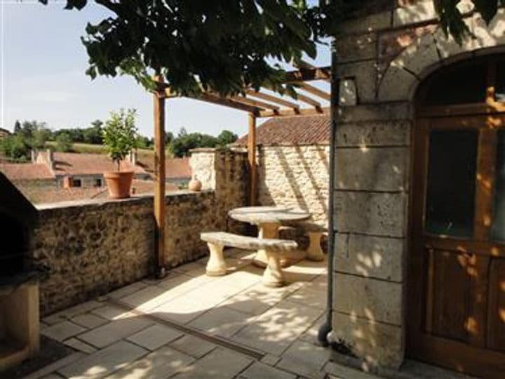 3 bedrooms house for sale in Charroux, France - Image 10