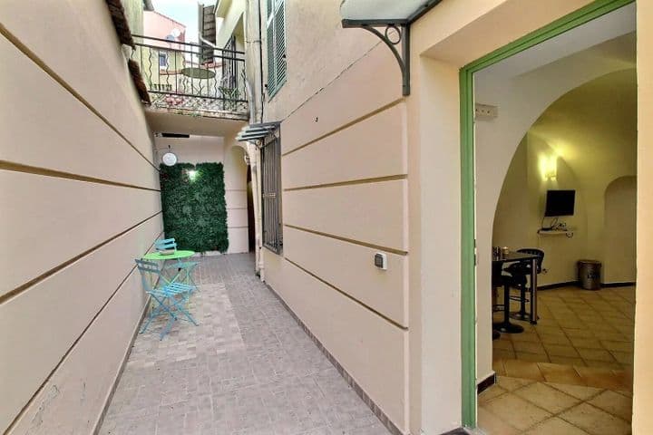 House for sale in  France - Image 5