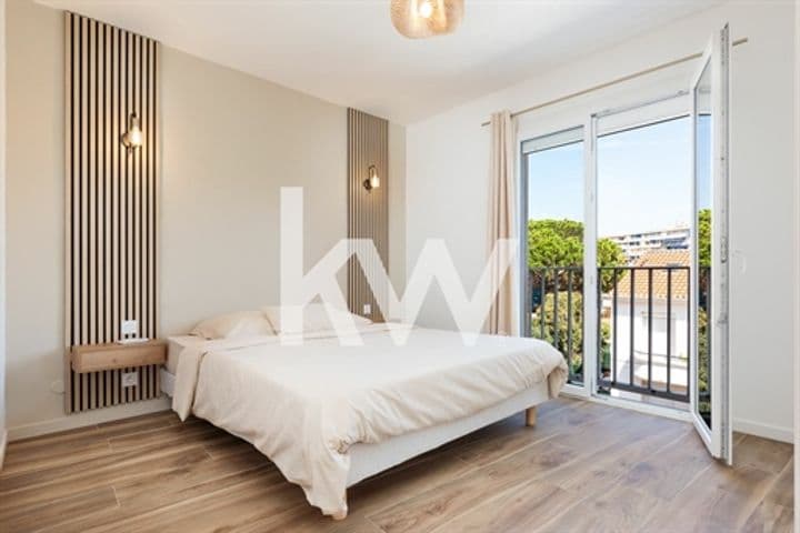 1 bedroom apartment for sale in Frejus, France - Image 9