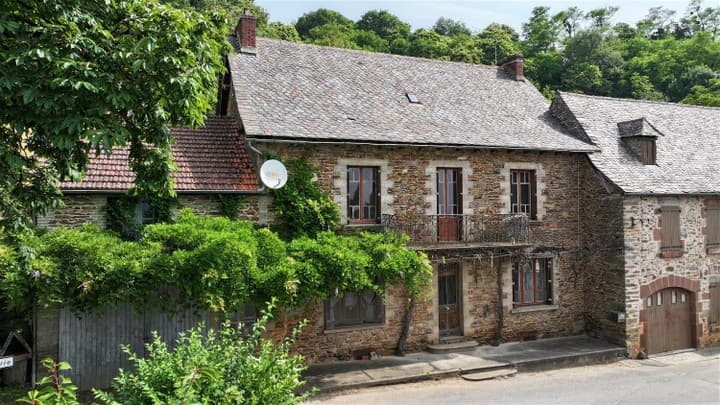 5 bedrooms house for sale in Aveyron (12), France