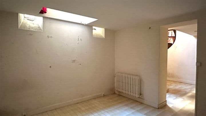 1 bedroom apartment for sale in Paris 18eme, France - Image 5