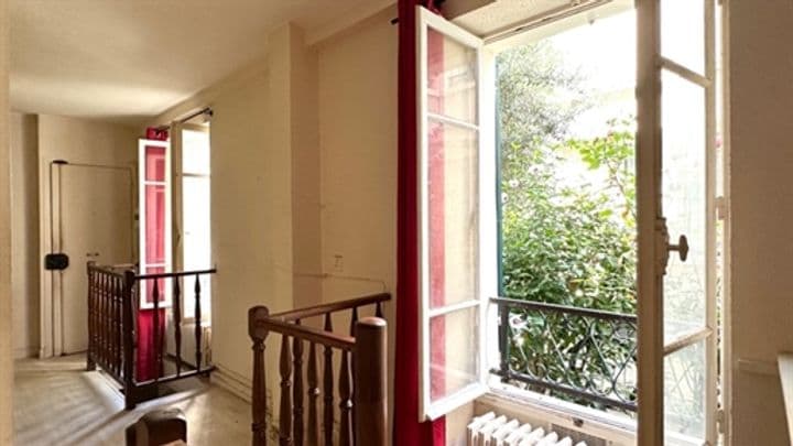 1 bedroom apartment for sale in Paris 18eme, France - Image 3