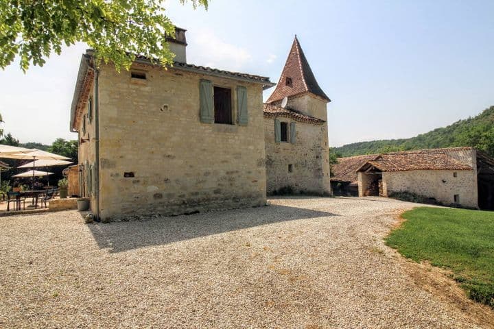 5 bedrooms other for sale in CASTELNAU MONTRATIER, France - Image 2