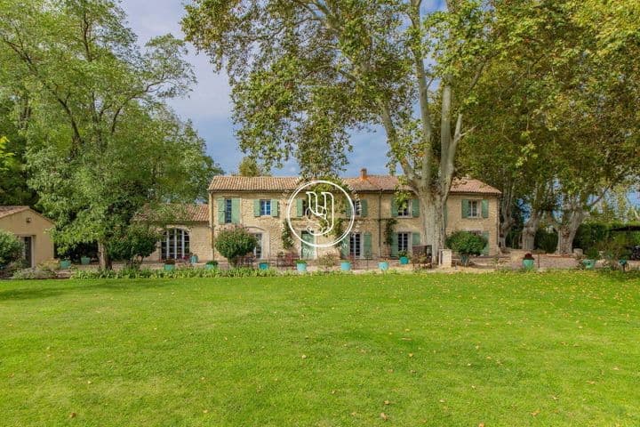 8 bedrooms house for sale in  France