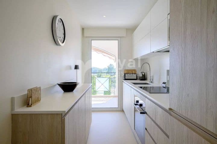 2 bedrooms house for sale in  France - Image 7