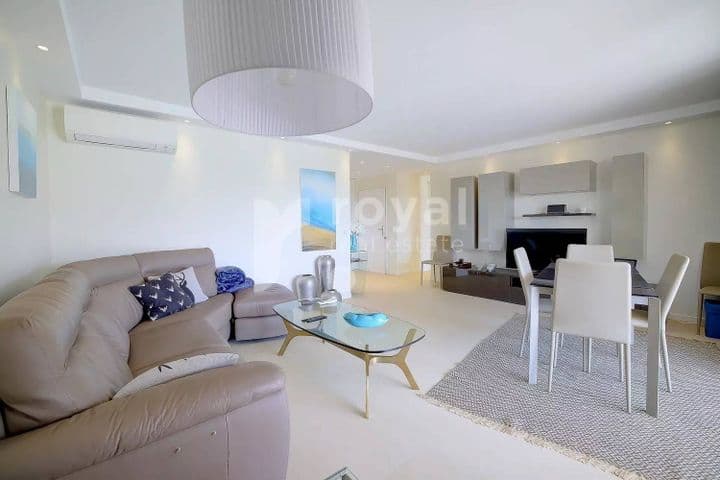 2 bedrooms house for sale in  France - Image 6