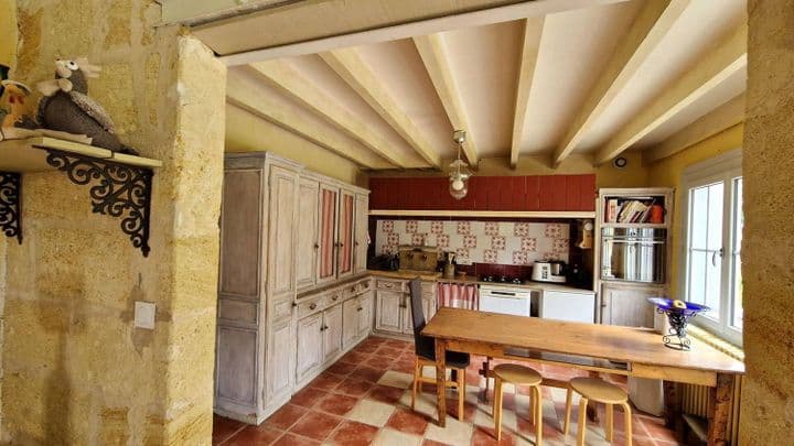 5 bedrooms house for sale in  France - Image 3