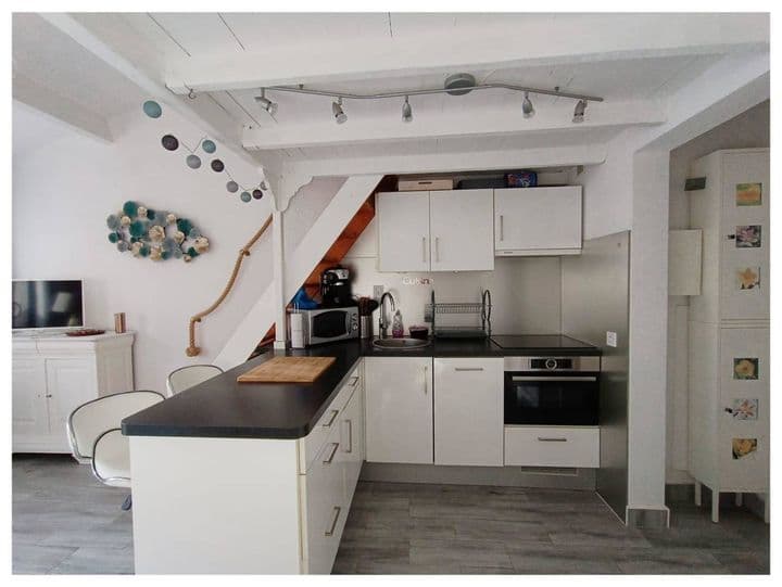 1 bedroom house for sale in  France - Image 9