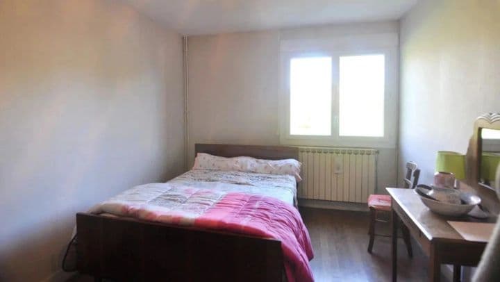 2 bedrooms house for sale in  France - Image 7