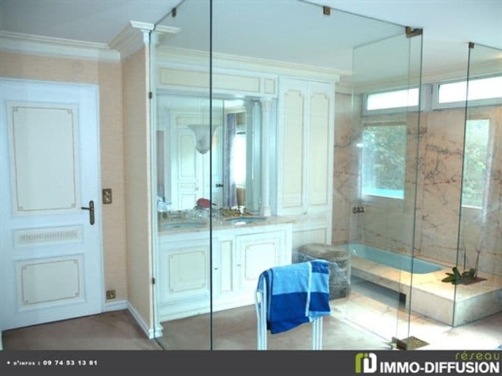 House for sale in Annemasse, France - Image 3