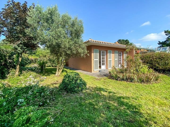 5 bedrooms house for sale in NOTRE DAME DE MONTS, France