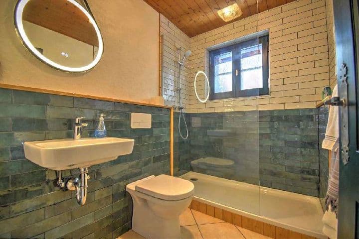 2 bedrooms house for sale in Montriond, France - Image 10