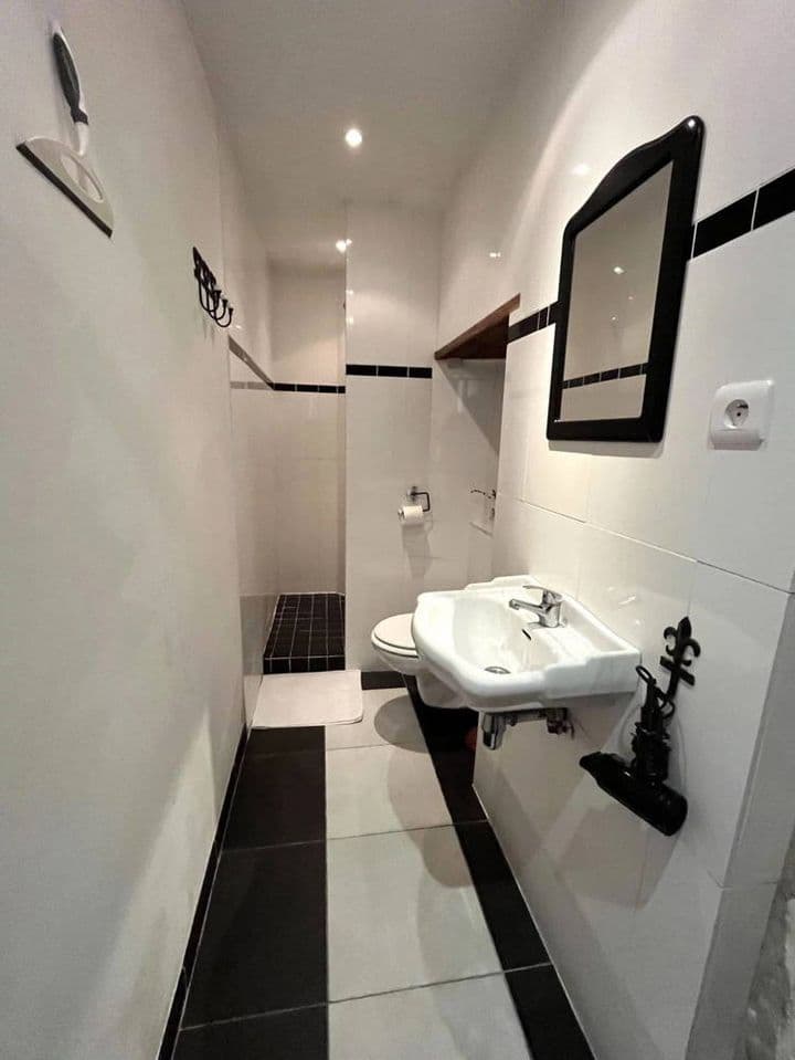 4 bedrooms house for sale in  France - Image 12