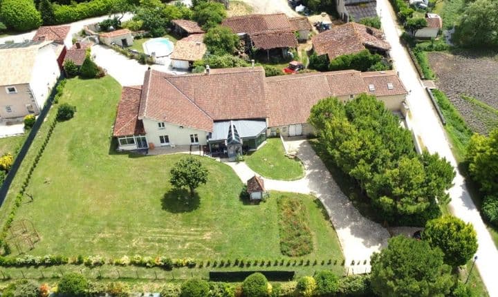 4 bedrooms house for sale in  France - Image 2