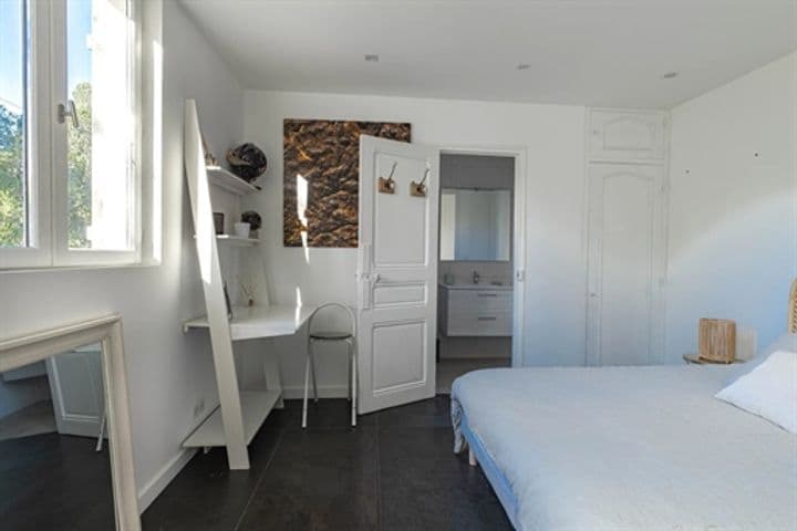 4 bedrooms house for sale in Cannes, France - Image 9