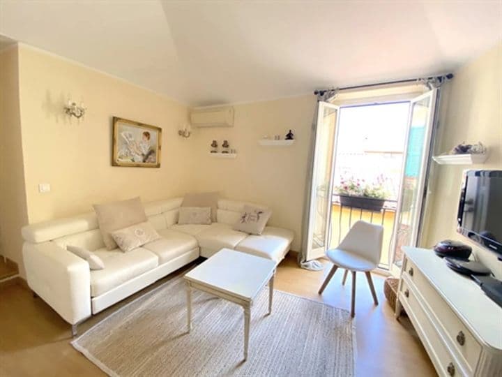 Apartment for sale in Villefranche-sur-Mer, France - Image 10