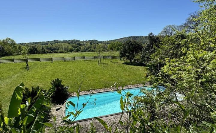 9 bedrooms house for sale in Sauveterre de Bearn, France - Image 4