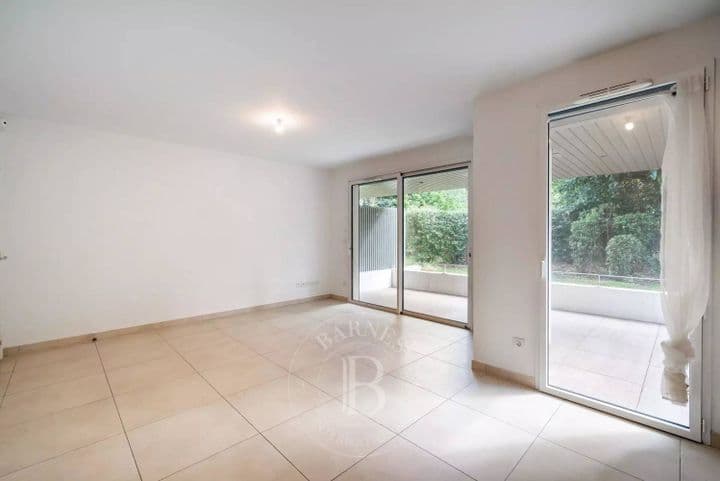 1 bedroom house for sale in  France - Image 5