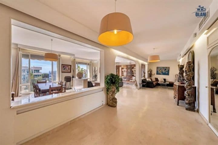 3 bedrooms apartment for sale in Cannes, France - Image 2