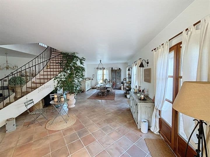 4 bedrooms other for sale in Cabries, France - Image 11