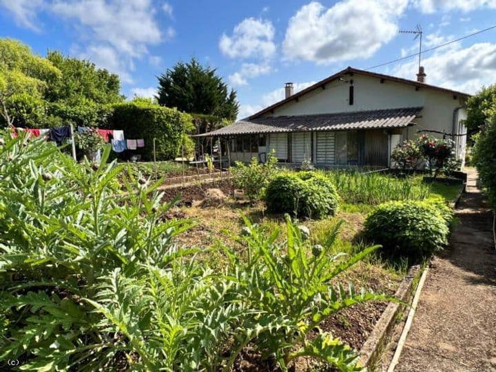 2 bedrooms house for sale in Ruffec, France - Image 4